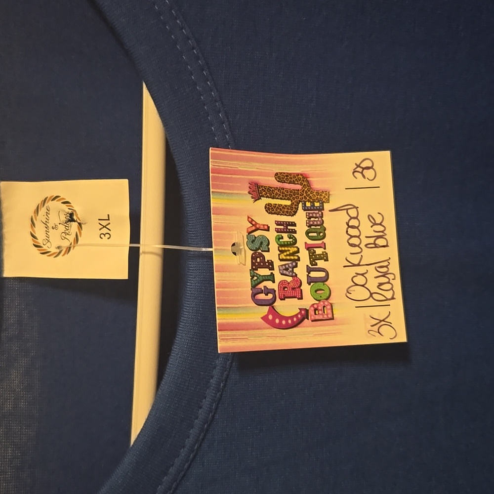 Plus Tee - Picture 2 of 5